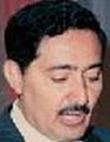 Абдель Азіз Абдель Гані біографія, фото, розповіді - прем'єр-міністр Єменської Арабської Республіки c 25 січня 1975 по 15 жовтня 1980 і з 13 листопада 1983 по 22 травня 1990, а також об'єднаного Ємену - з 6 жовтня 1994 по 14 травня 1997