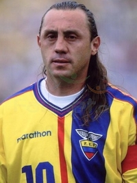 Алекс Даріо Агінага Гарсон біографія, фото, розповіді - еквадорський футболіст, атакуючий півзахисник, у 2005 році завершив кар'єру