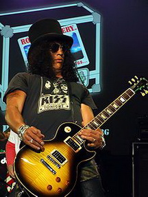 Слеш біографія, фото, розповіді - англо-американський гітарист, грав у групах Guns N  'Roses
