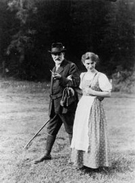 Ганна Фрейд біографія, фото, розповіді - британський психолог і психоаналітик австрійського походження, молодша дочка засновника психоаналізу Зигмунда Фрейда