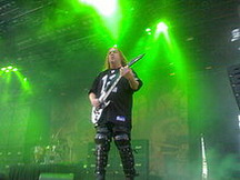 Джефф Ханнеман біографія, фото, розповіді - гітарист і один із засновників американської треш-метал групи Slayer