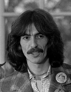 Джордж Харрисон биография, фото, истории - английский рок-музыкант, певец, композитор, писатель, продюсер и ситарист, получивший наибольшую известность как главный гитарист The Beatles