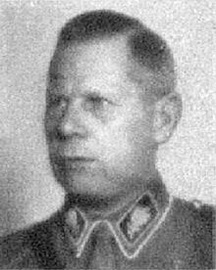 Адольф Хюнлайн біографія, фото, розповіді - діяч нацистського режиму, фюрер Націонал-соціалістичного моторизованого корпусу, генерал-майор вермахту, рейхсляйтер