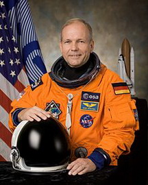 Ханс Шлегель біографія, фото, розповіді - німецький фізик, 5-й астронавт ФРН, астронавт ЕКА