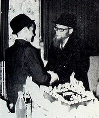 Бен-Ціон Шнеєрсон біографія, фото, розповіді - кишинівський рабин, глава хасидського напряму Хабад в Бессарабії