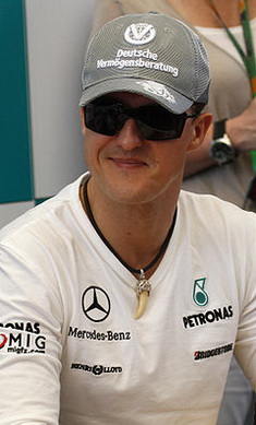 Михаэль Шумахер биография, фото, истории - гонщик Формулы-1, семикратный чемпион мира, обладатель многочисленных рекордов Формулы-1, самый успешный пилот за всю историю автоспорта