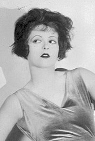 Клара Боу біографія, фото, розповіді - уроджена Клара Гордон Боу - американська актриса, зірка німого кіно і секс-символ 1920-х років