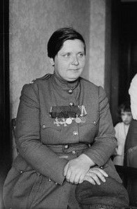 Бочкарьова Марія Леонтіївна біографія, фото, розповіді - часто вважається першою російською жінкою-офіцером