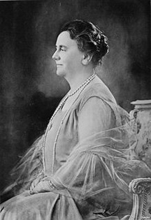 Вільгельміна Хелена Пауліна Марія біографія, фото, розповіді - королева Нідерландів з 1890 по 1948 рік, а потім, після зречення, носила титул принцеси