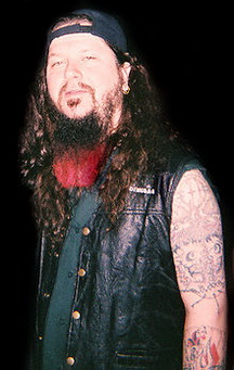 Даймбег Даррелл біографія, фото, розповіді - був гітаристом в метал-групи Pantera і Damageplan