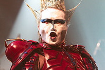 Його Високоповажність демон Когуре біографія, фото, розповіді - популярний японський хеві-метал вокаліст і телеведучий