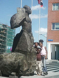 Антон де Ком біографія, фото, розповіді - сурінамській революціонер, поет і письменник-антіколоніаліст, комуніст і учасник руху Опору в Нідерландах