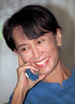 Аун Сан Су Чжі біографія, фото, розповіді - мьянманскій політичний діяч, лідер опозиції військової хунти, лауреат Нобелівської премії миру за 1991 рік